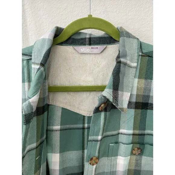 Stio Women’s Size large plaid Heavy flannel unlined jacket - Picture 8 of 11